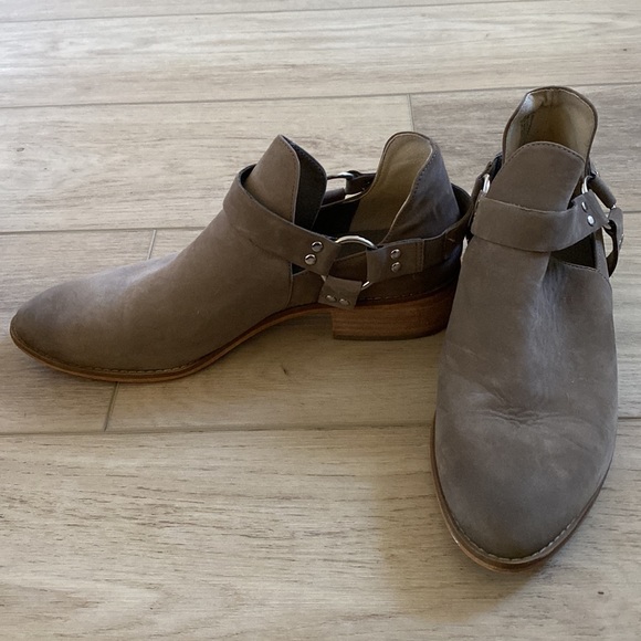 Bp taupe booties - Picture 2 of 2